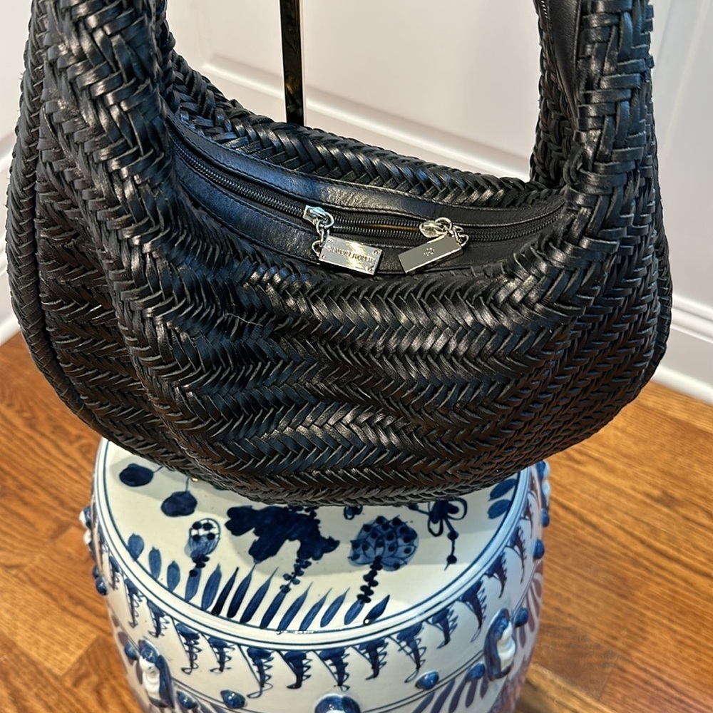 Donald J Pliner Shoulder Bag - Picture 5 of 9